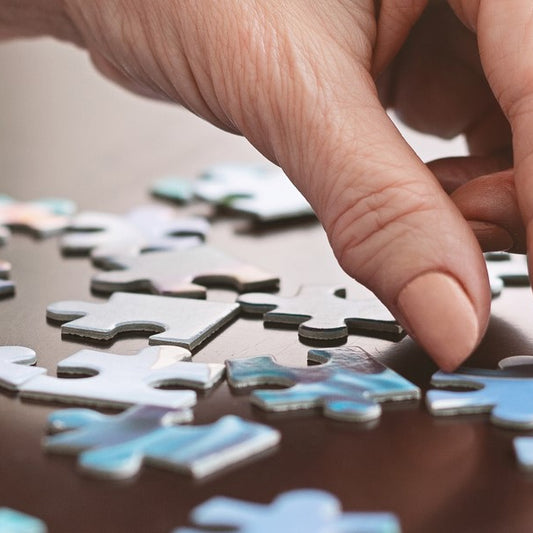 What Are the Benefits of Dementia Puzzles and What Type of Puzzle Should I Choose?