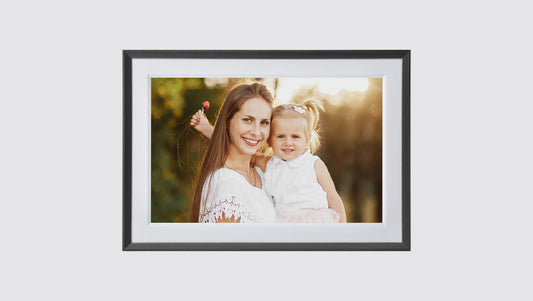 Digital Photo Frames for Dementia & Alzheimer’s